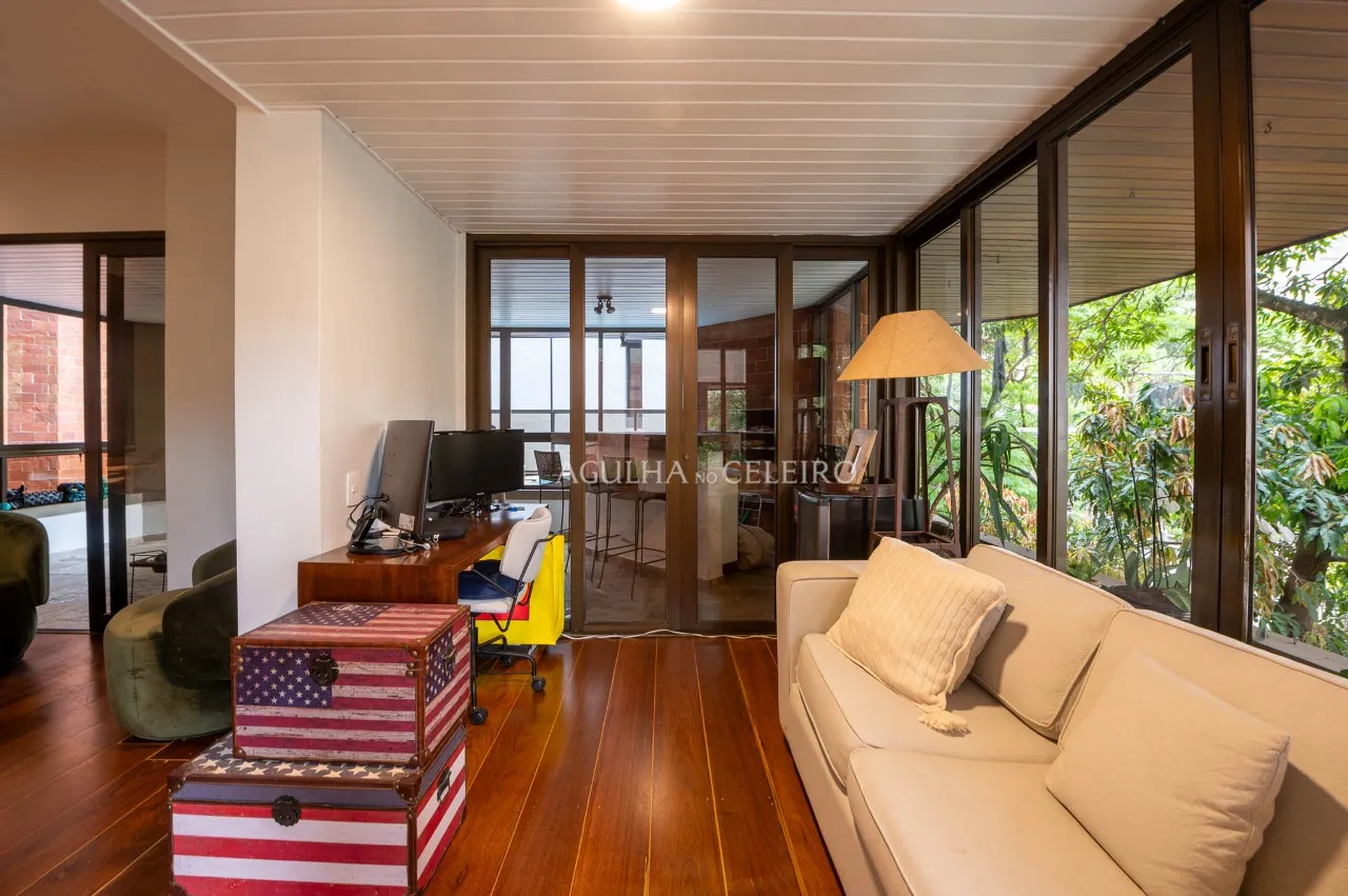 Apartamento lindo a venda em Moema – 17652