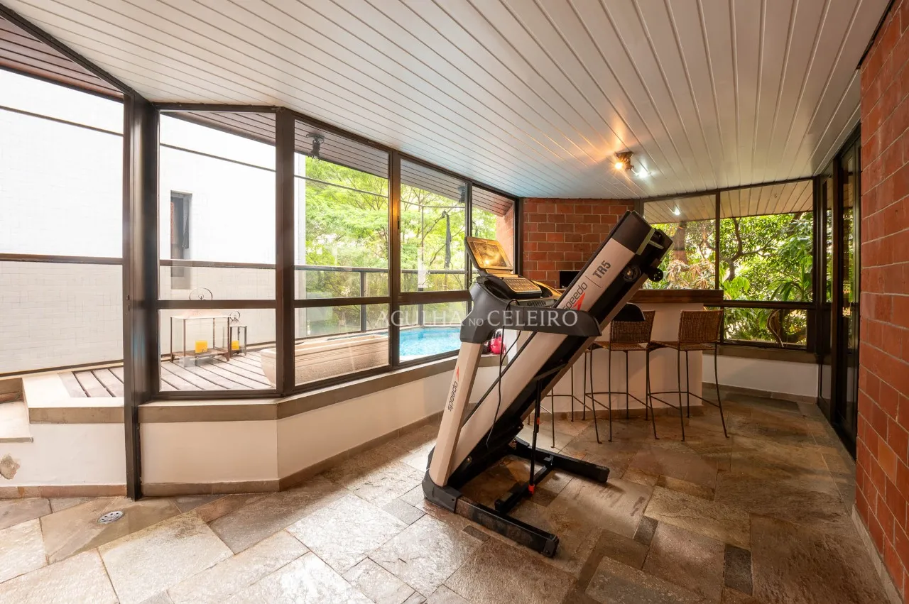 Apartamento lindo a venda em Moema – 17652