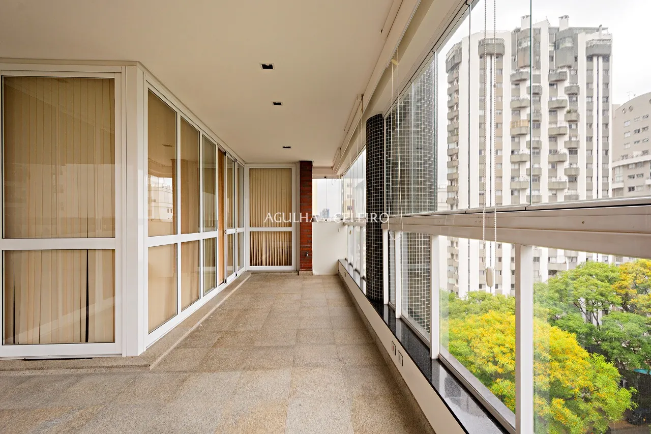 Apartamento à venda em Vila Madalena – 17655