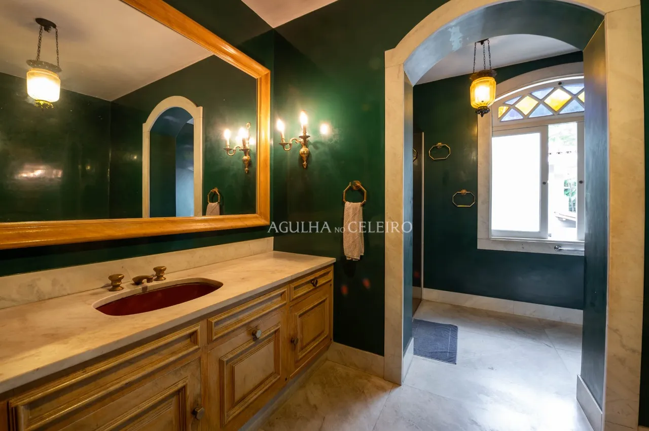 Casa em ótima localização no Alto de Pinheiros – 17667