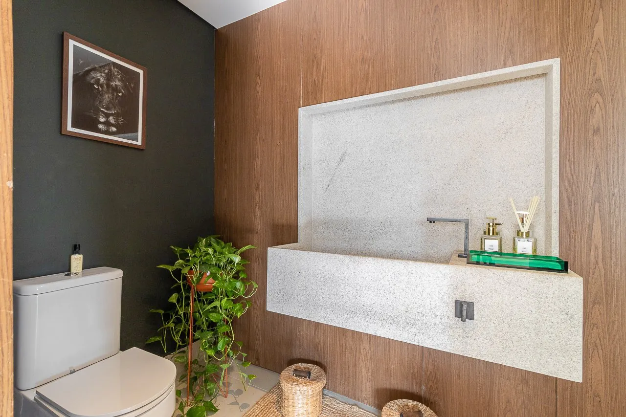 Cobertura duplex com reforma maravilhosa, com estilo industrial e muita iluminação natural, em Moema. – 17693