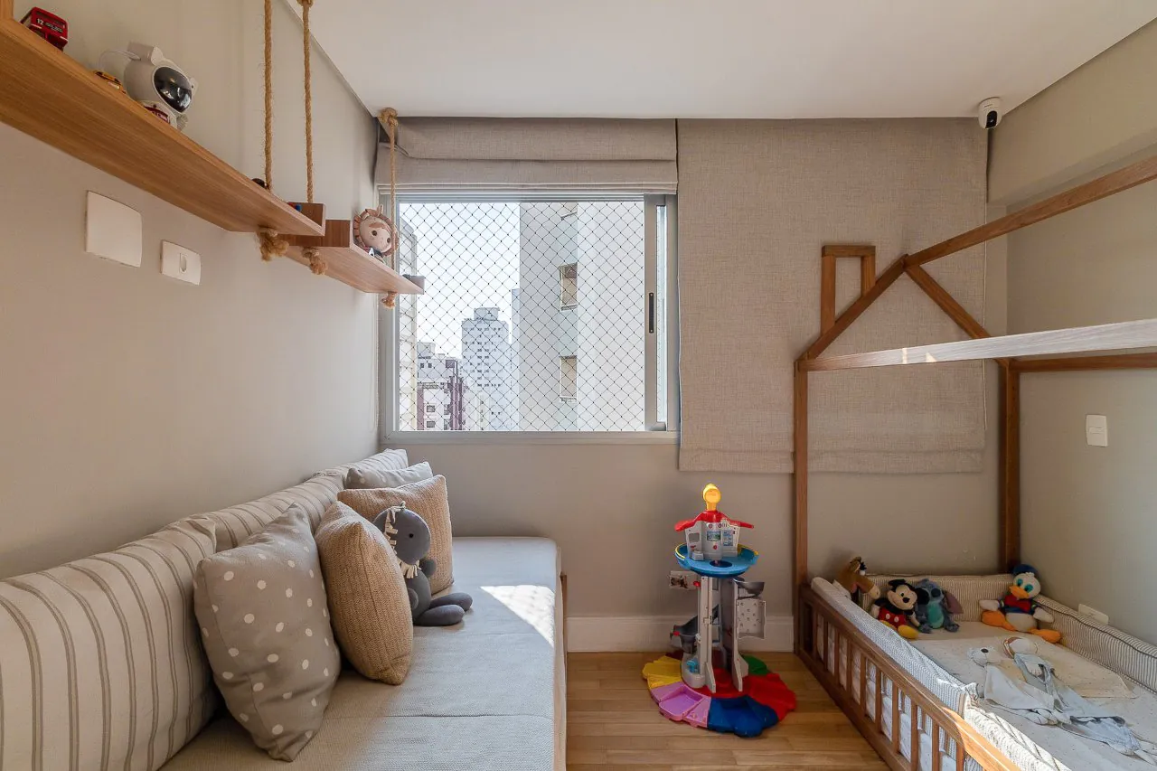 Cobertura duplex com reforma maravilhosa, com estilo industrial e muita iluminação natural, em Moema. – 17693