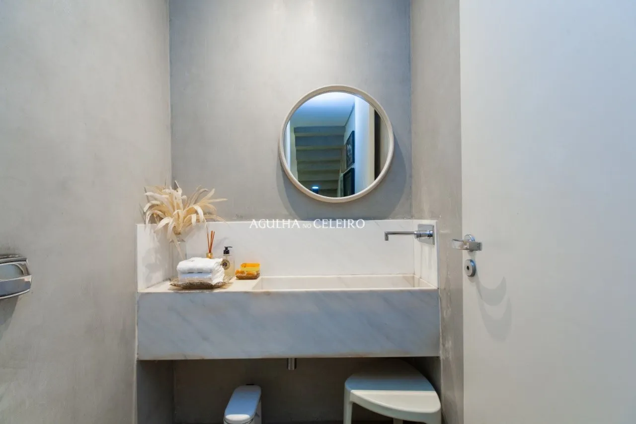 Casa contemporânea disponível para venda e aluguel na Vila Madalena. – 9981