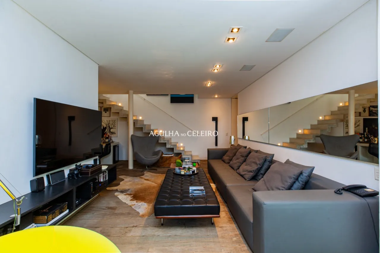 Casa contemporânea disponível para venda e aluguel na Vila Madalena. – 9981