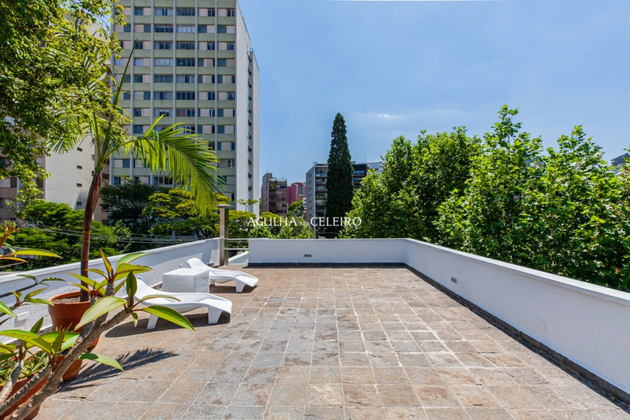 Casa contemporânea disponível para venda e aluguel na Vila Madalena. – 9981