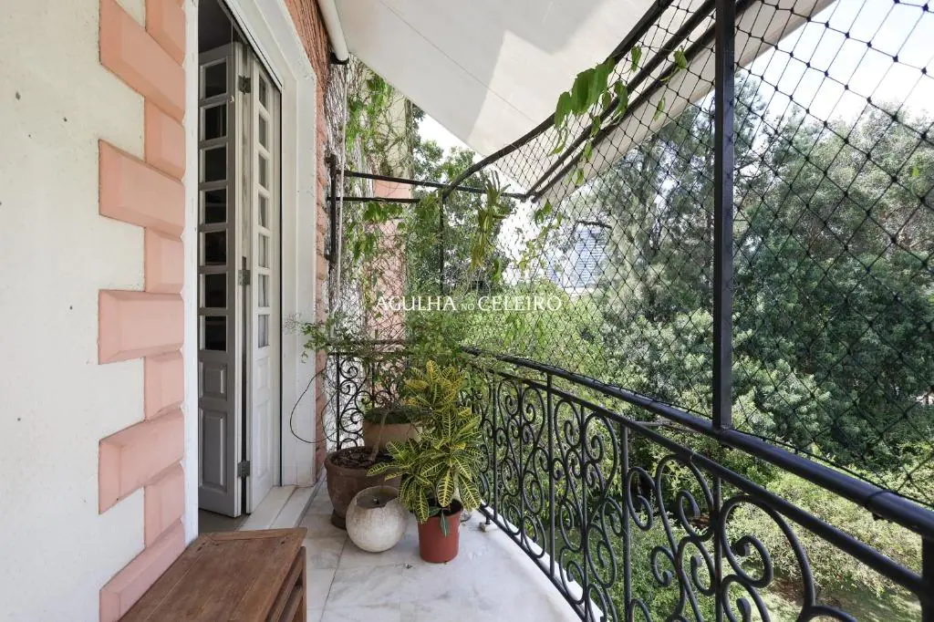 Condomínio de classe ao lado da Faria Lima para venda. – AP6730