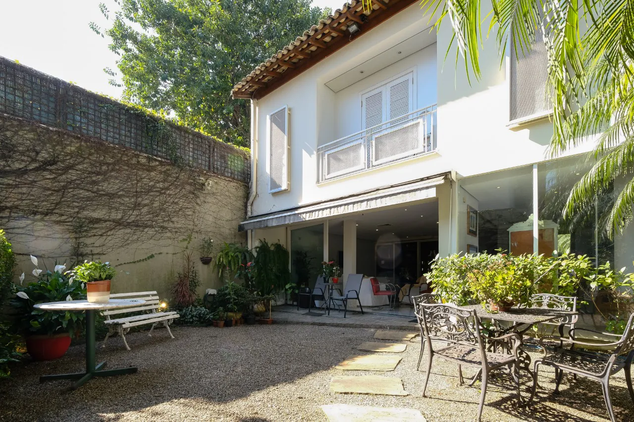 casa-classica-no-jardim-europa-17284-1