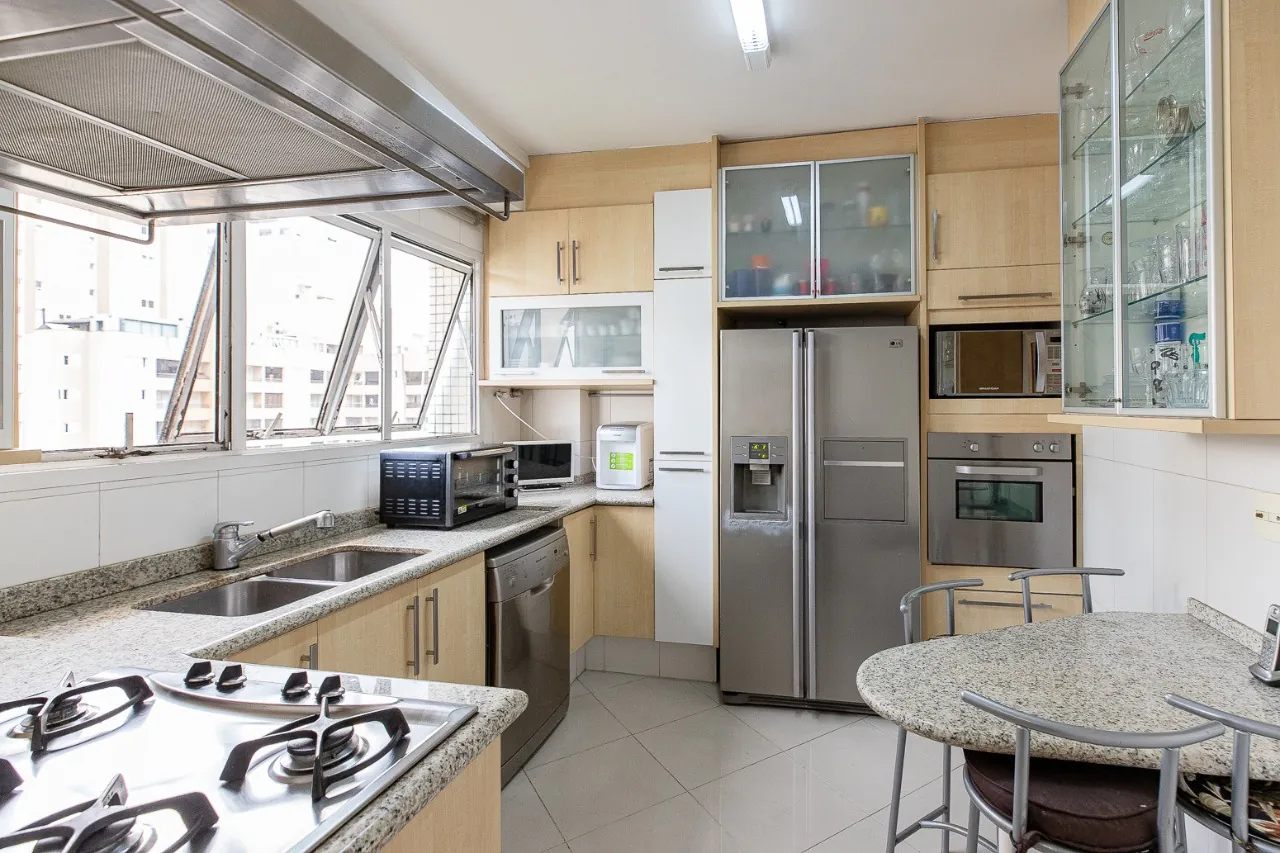 Cobertura Duplex em Moema, fora de rota e perto da Escola Móbile. – 12719 - Baroni-36