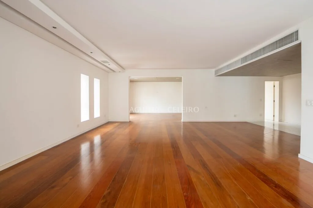 Apartamento com 4 suítes a 600 metros do Parque Ibirapuera à venda em Moema Pássaros. – 13881