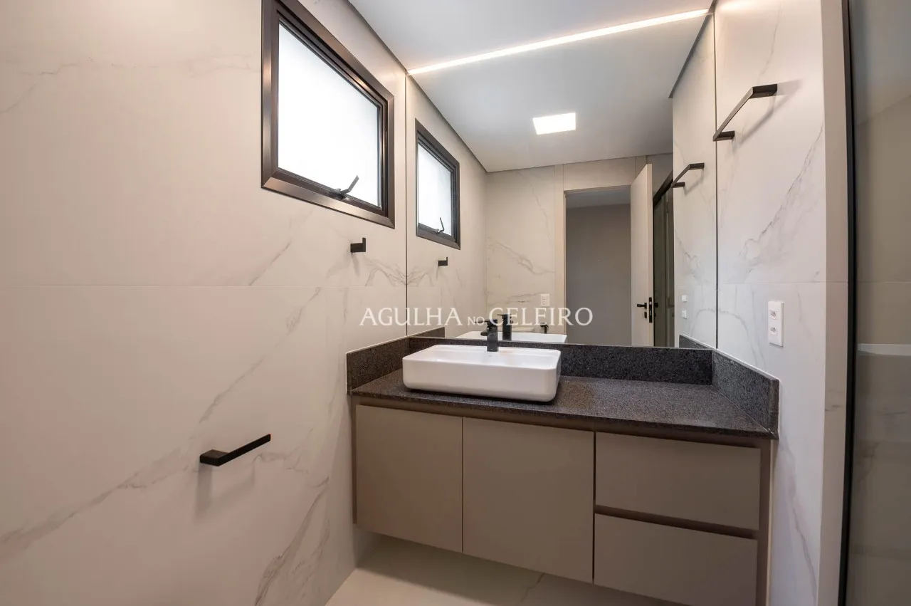 Apartamento reformado à venda na Vila Nova Conceição. – 14278