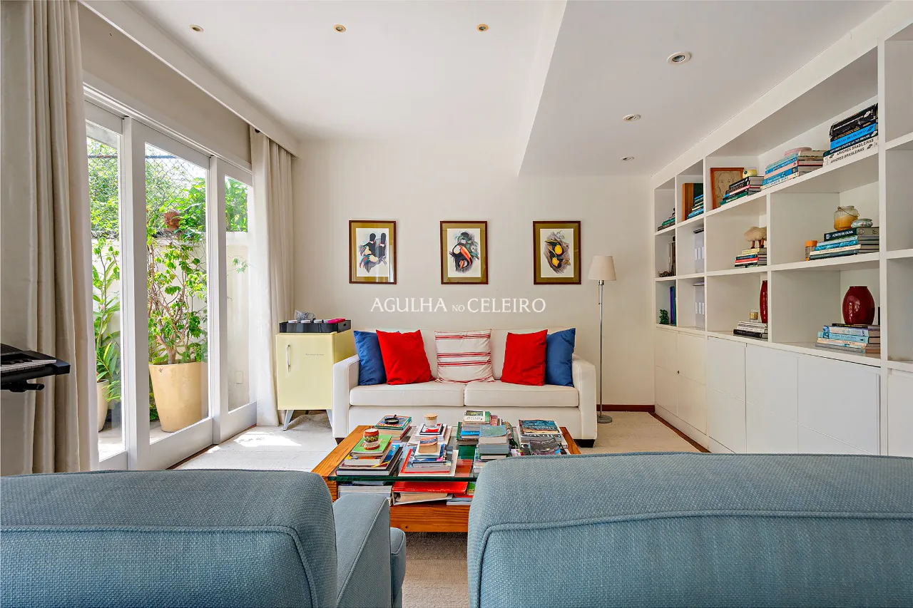 Casa em condomínio à venda no Jardim Guedala – 17432