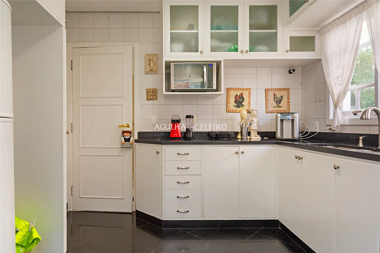 Casa em condomínio à venda no Jardim Guedala – 17432