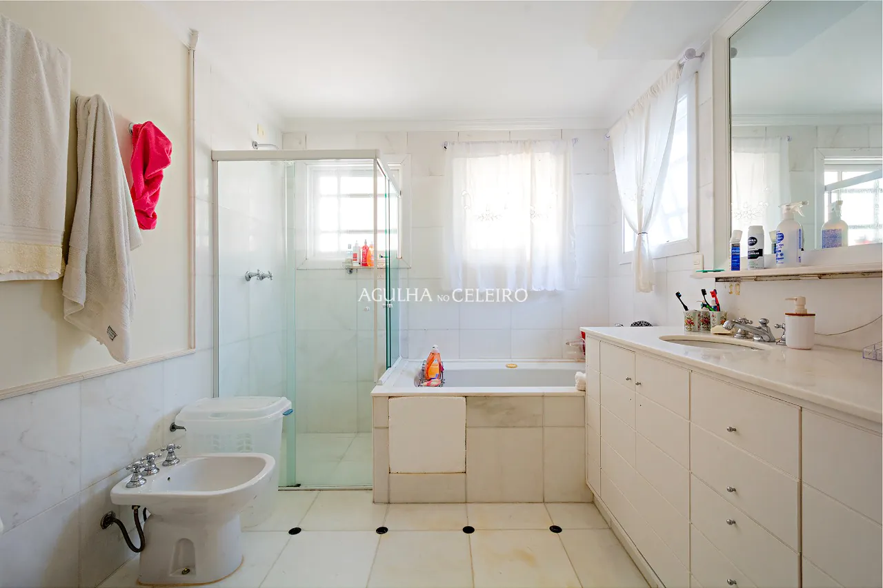 Casa em condomínio à venda no Jardim Guedala – 17432