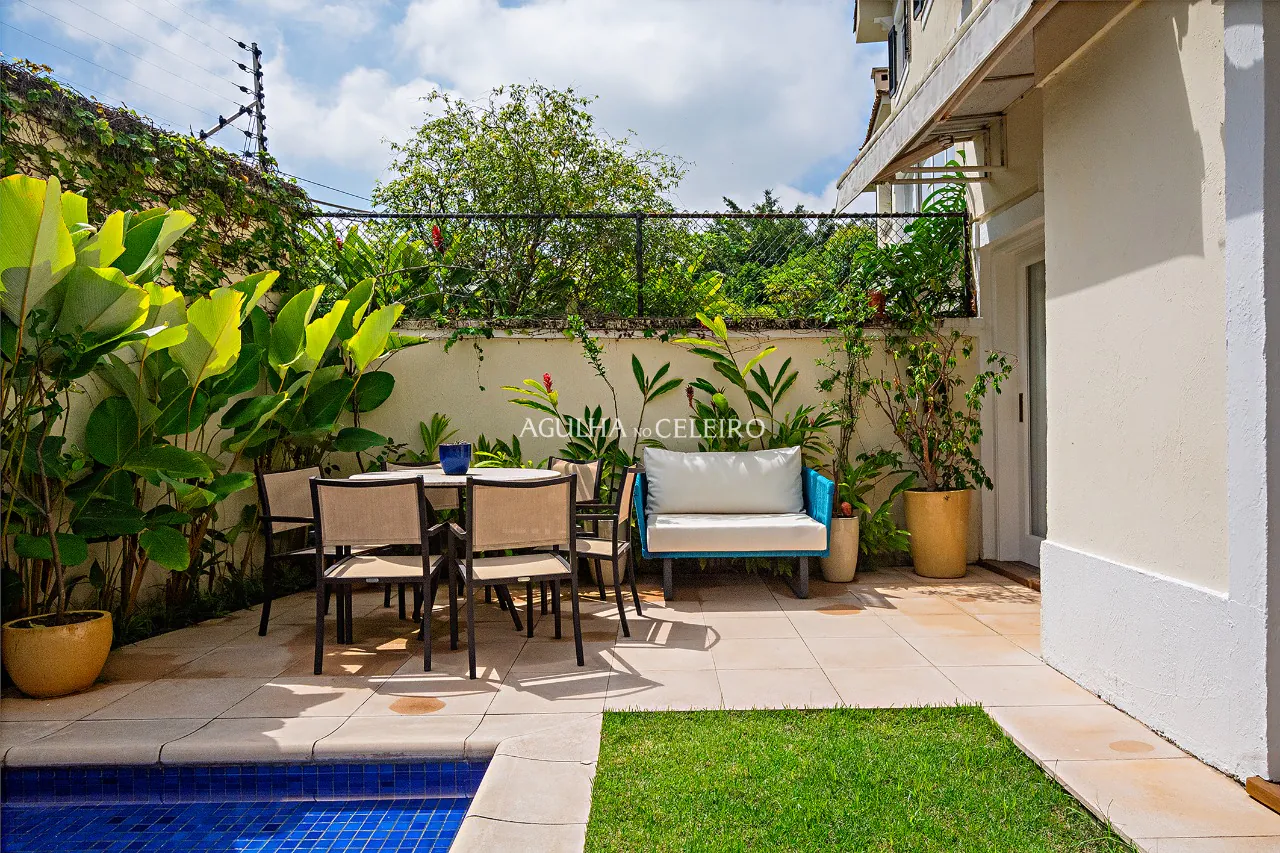 Casa em condomínio à venda no Jardim Guedala – 17432