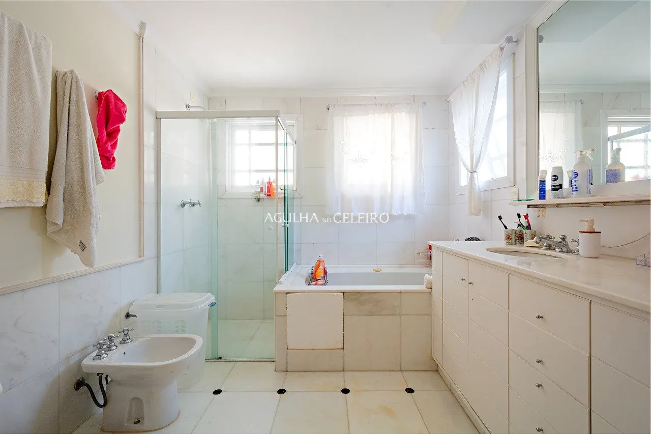 Casa em condomínio à venda no Jardim Guedala – 17432