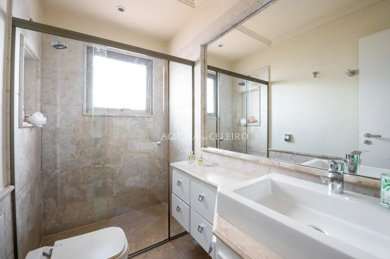 Cobertura no miolo do Jardim Guedala. – 17844