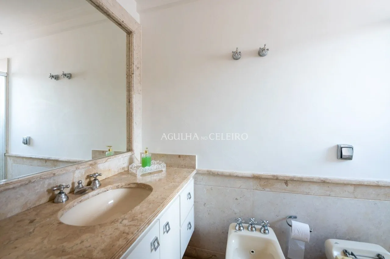 Cobertura no miolo do Jardim Guedala. – 17844