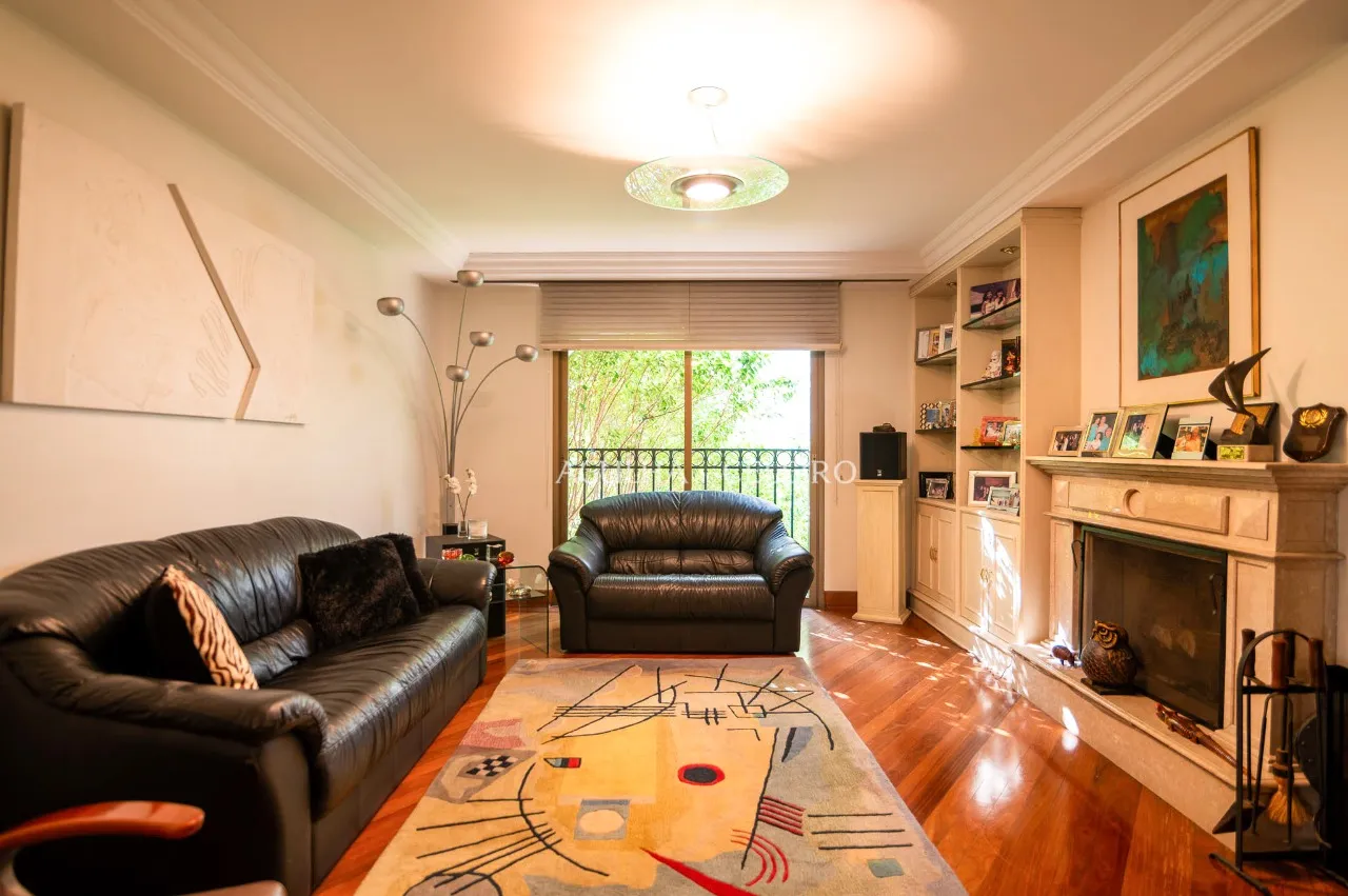 Apartamento maravilhoso com ares de casa no Jardim América. – 17947