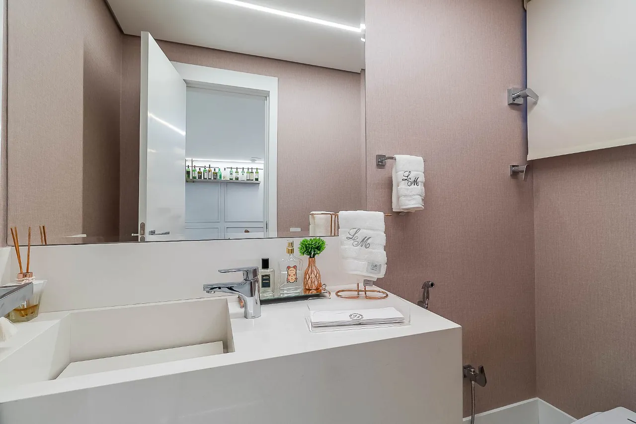 Apartamento com reforma clean, espaços abertos e uso de materiais nobres no Jardim Paulista. – 9272 - IMG_8762-HDR