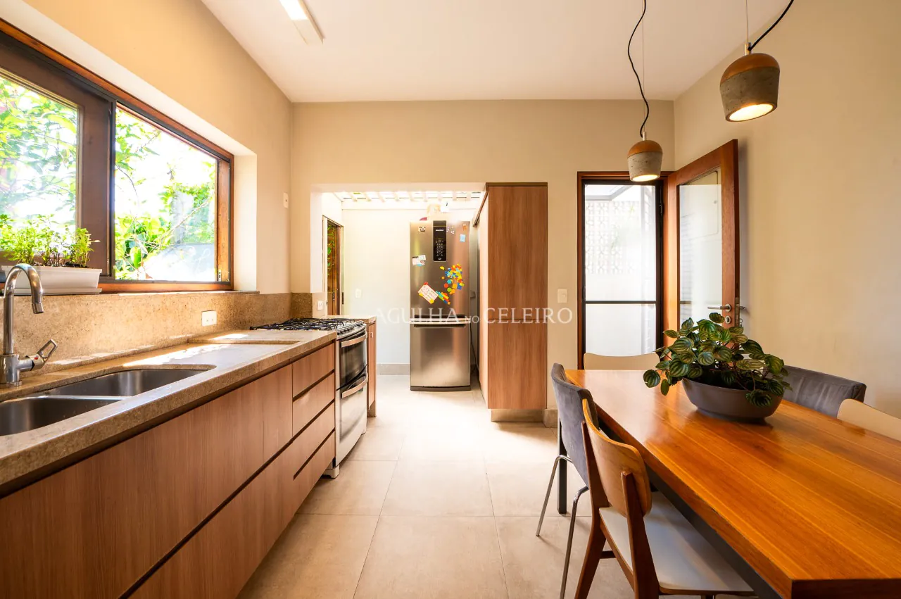 uma-joia-rara-de-casa-em-rua-tranquila-e-segura-a-venda-na-vila-madalena-17958-4