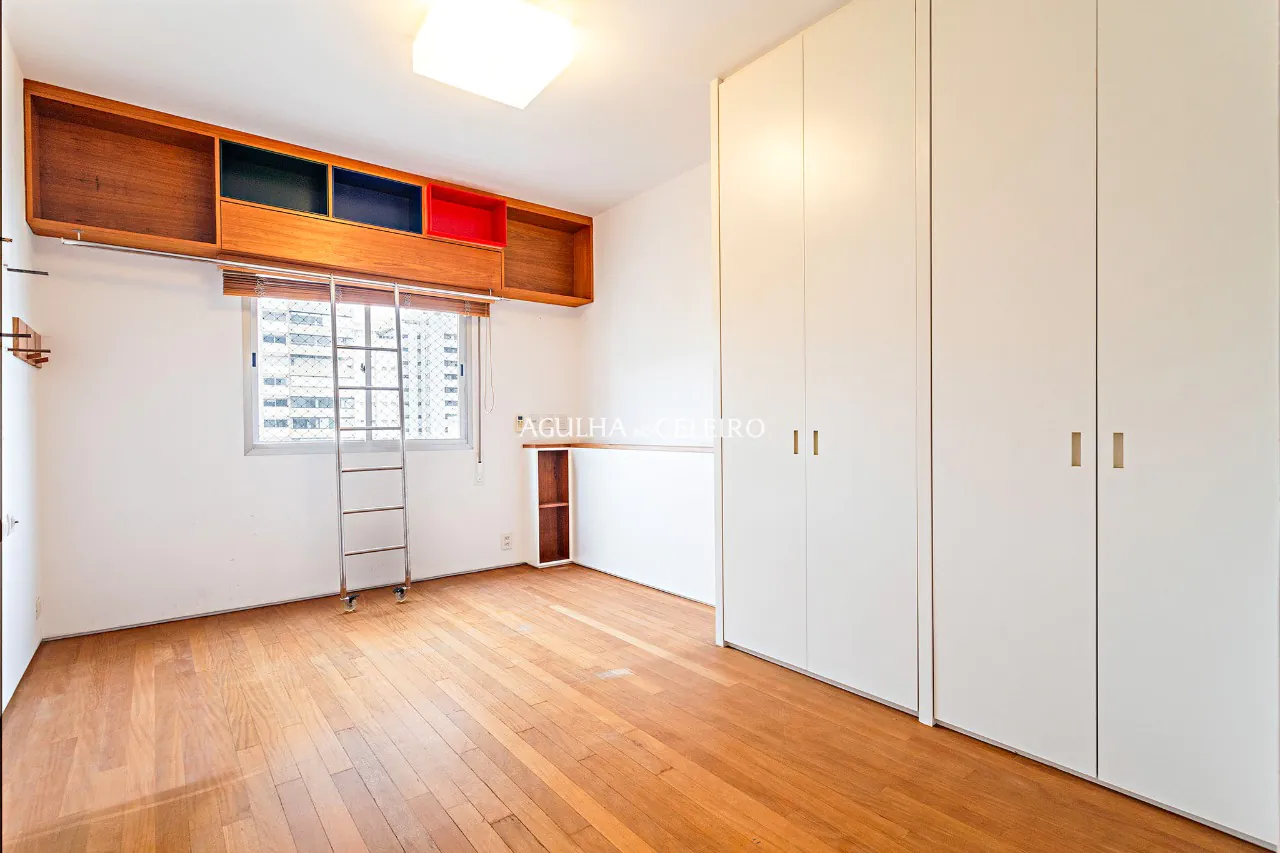 apartamento-na-vila-nova-conceicao-com-3-suites-a-venda-18095-8