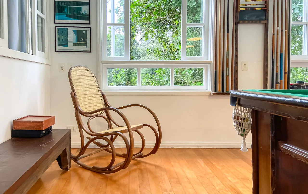 casa-a-50-metros-do-mar-na-praia-da-baleia-projetada-por-gui-mattos-18226-11