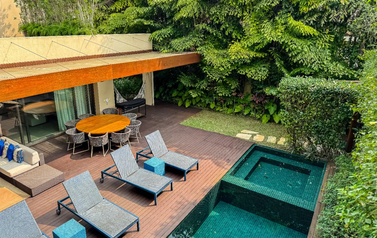 casa-com-arquitetura-contemporanea-ambientes-integrados-ha-poucos-passos-da-praia-da-baleia-18186-15