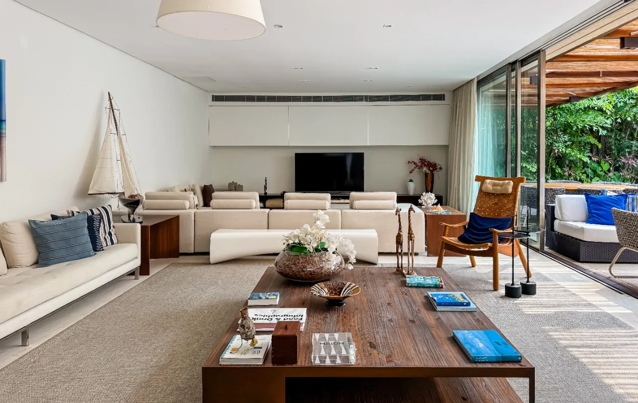 casa-com-arquitetura-contemporanea-ambientes-integrados-ha-poucos-passos-da-praia-da-baleia-18186-6