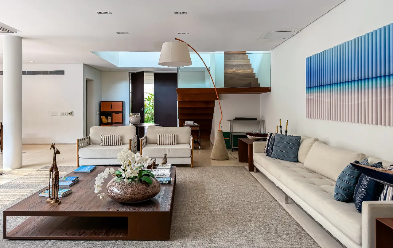 casa-com-arquitetura-contemporanea-ambientes-integrados-ha-poucos-passos-da-praia-da-baleia-18186-8