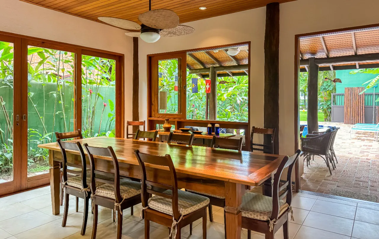 casa-com-piscina-e-jardim-delicioso-em-condominio-de-frente-para-o-mar-na-praia-da-baleia-18182-11