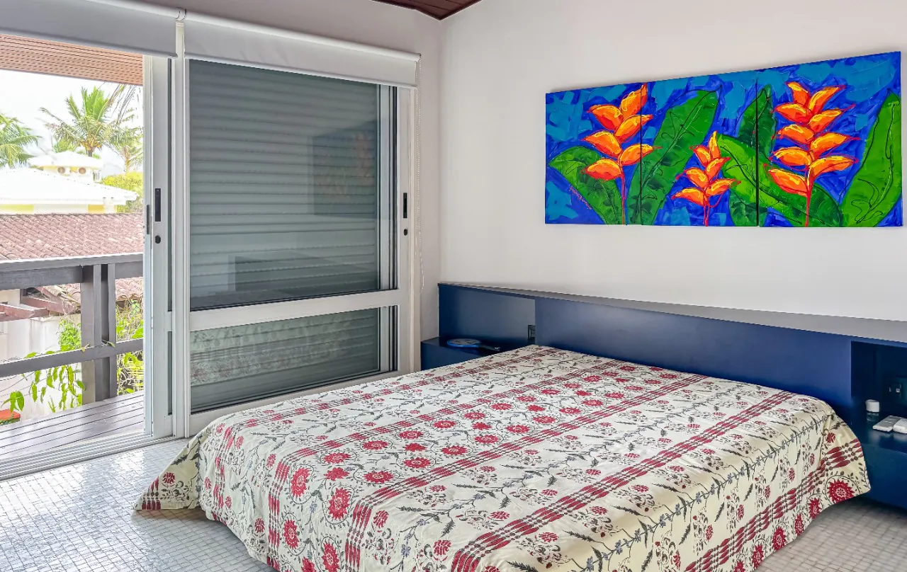 casa-com-projeto-modernista-piscina-e-jardim-encantador-em-condominio-com-lazer-na-praia-da-baleia-18183-13