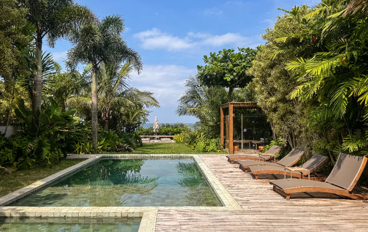 casa-deliciosa-com-piscina-e-vista-para-o-mar-em-condominio-em-frente-a-praia-de-maresias-18177-3