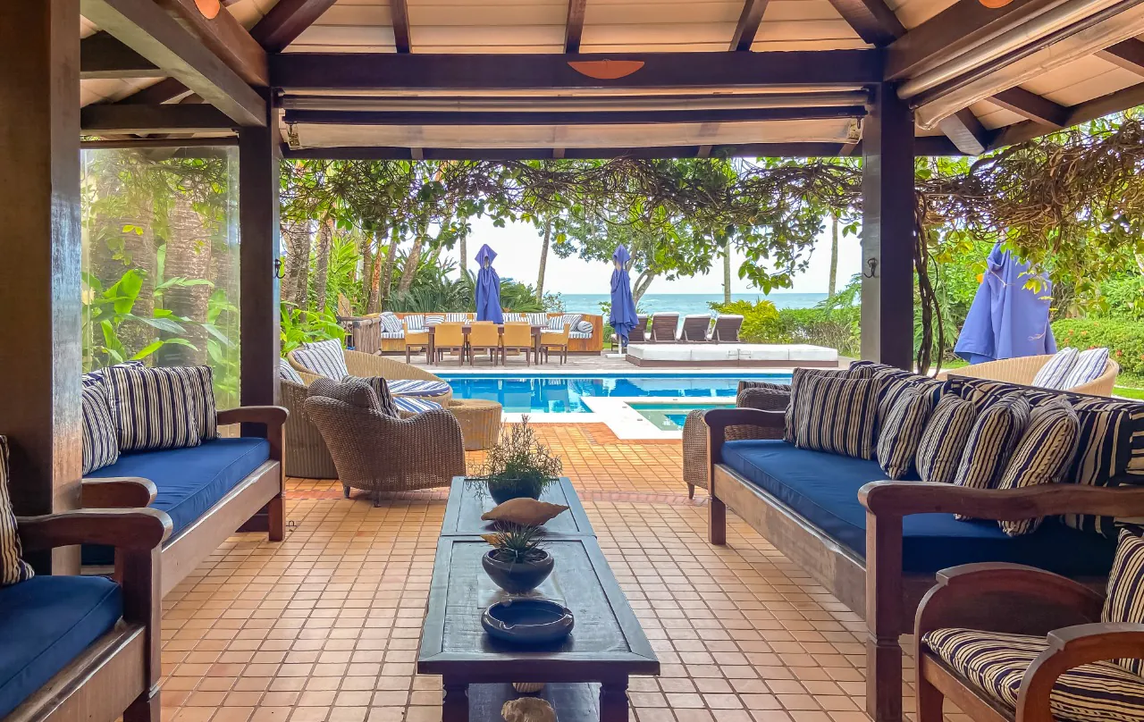 casa-em-condominio-com-piscina-e-jardim-delicioso-e-vista-para-o-mar-em-camburizinho-18176-5