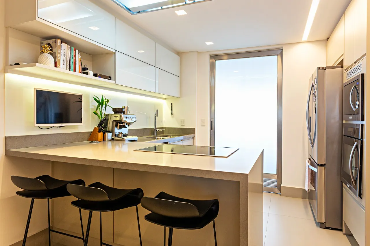 cobertura-com-linda-vista-e-projetada-por-joao-armentano-18115-10