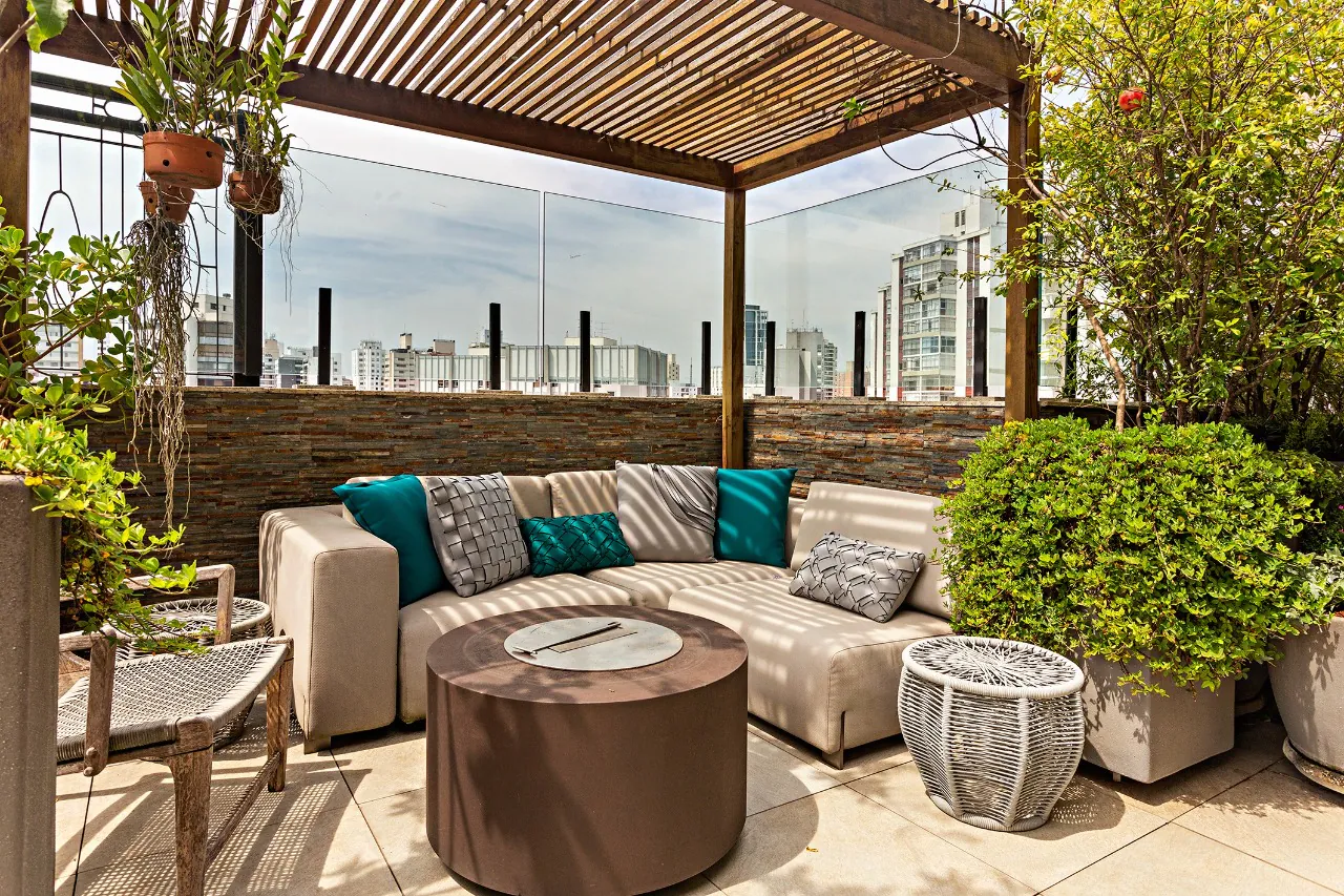 cobertura-com-linda-vista-e-projetada-por-joao-armentano-18115-13