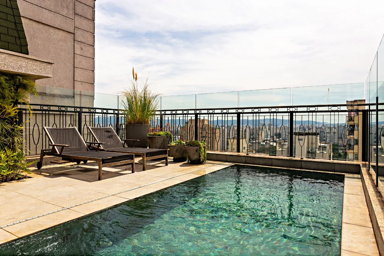 cobertura-com-linda-vista-e-projetada-por-joao-armentano-18115-2