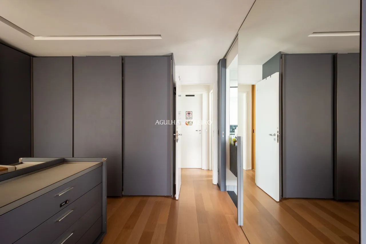 Apartamento assinado por Nildo José em ótima localização em Moema. – 13980 - DSC_9722