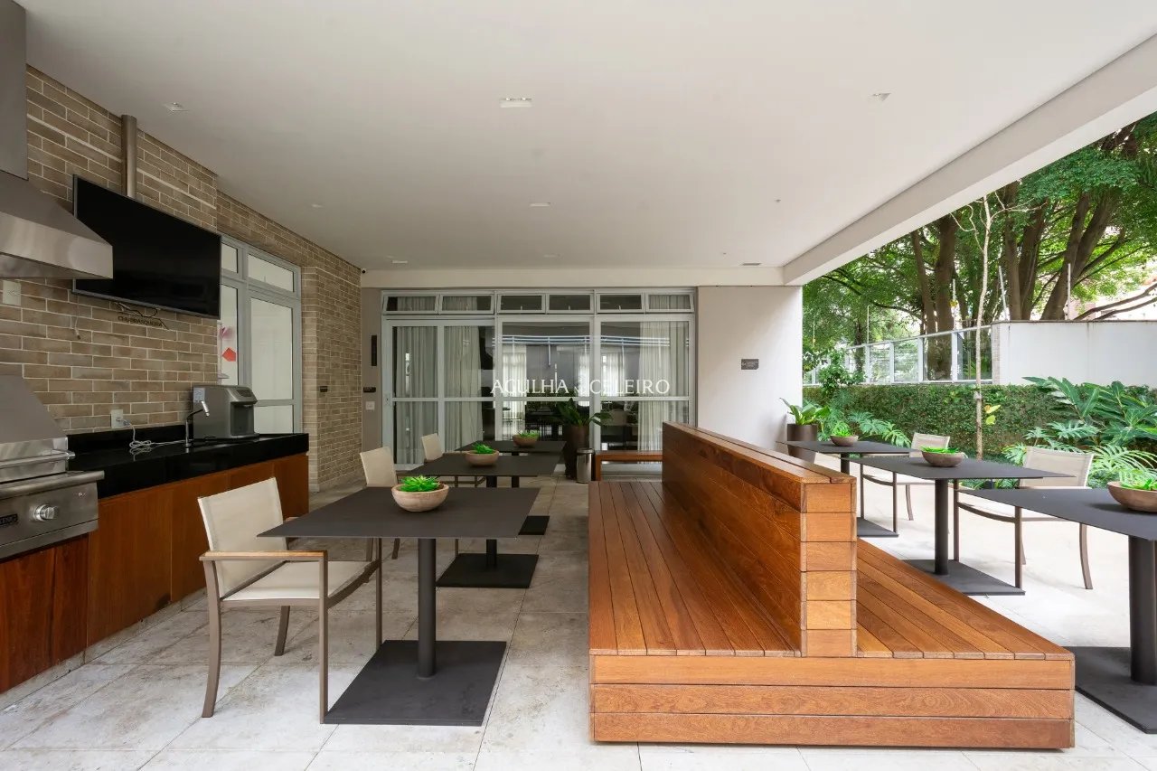 Apartamento assinado por Nildo José em ótima localização em Moema. – 13980 - DSC_9841