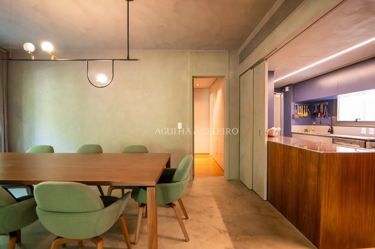 Casa deslumbrante à venda no Alto de Pinheiros. – 18024