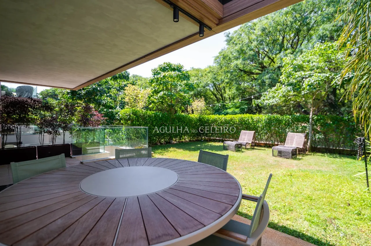 Casa deslumbrante à venda no Alto de Pinheiros. – 18024