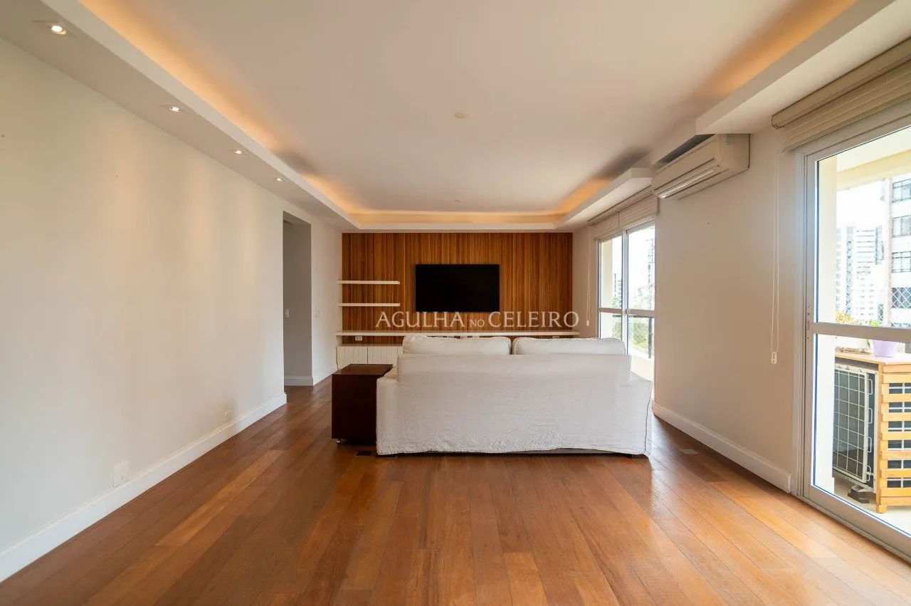 Apartamento à venda no melhor da Vila Nova Conceição – 18070