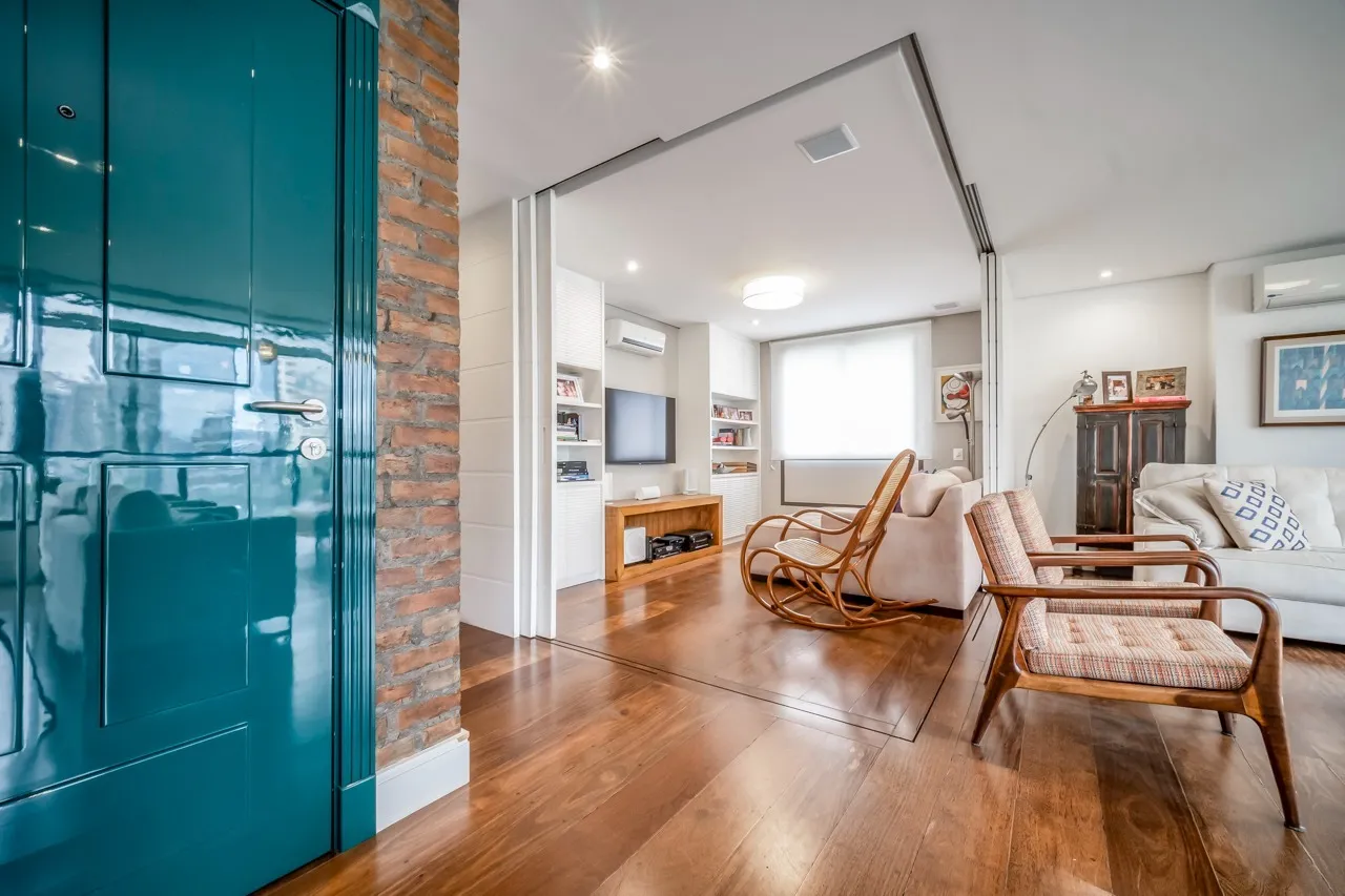 Apartamento a venda na melhor rua do Itaim. – 18133