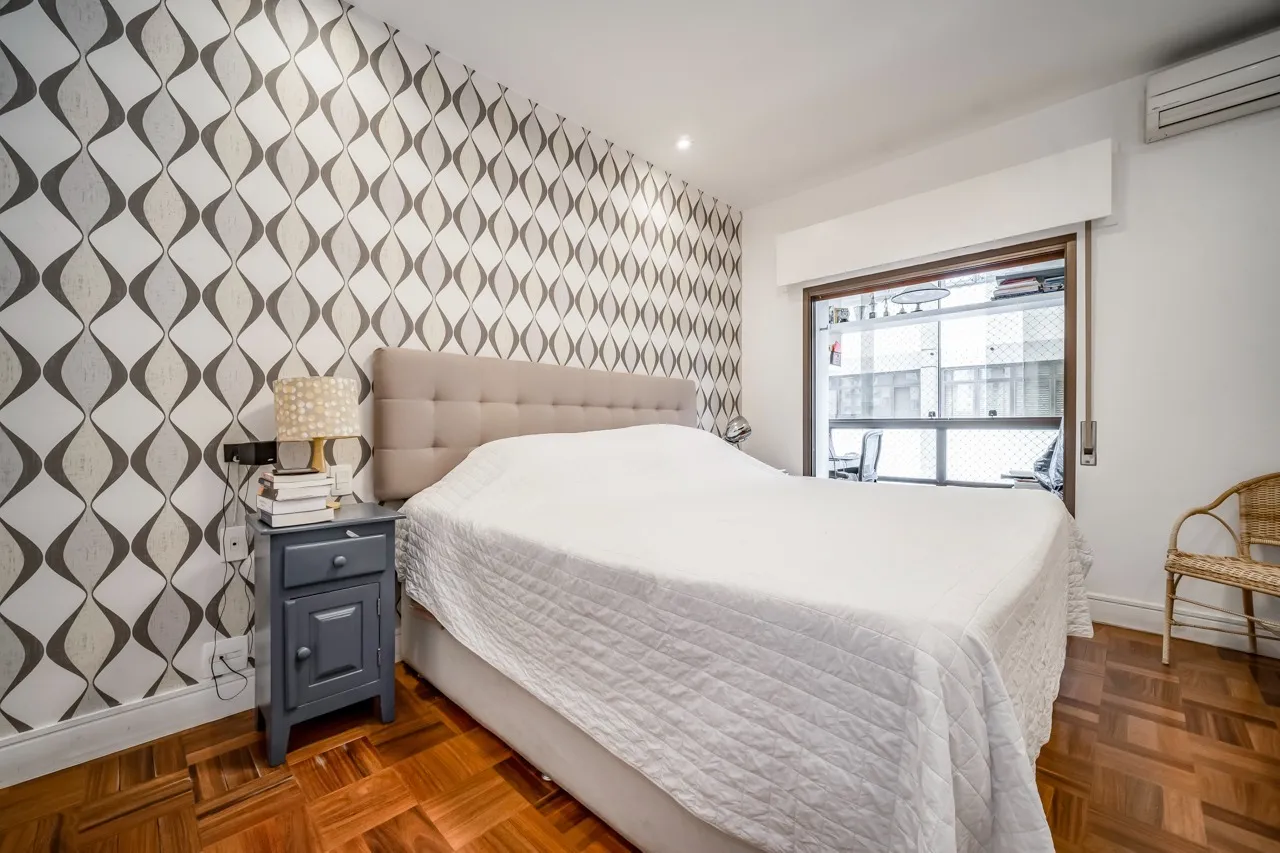 Apartamento a venda na melhor rua do Itaim. – 18133