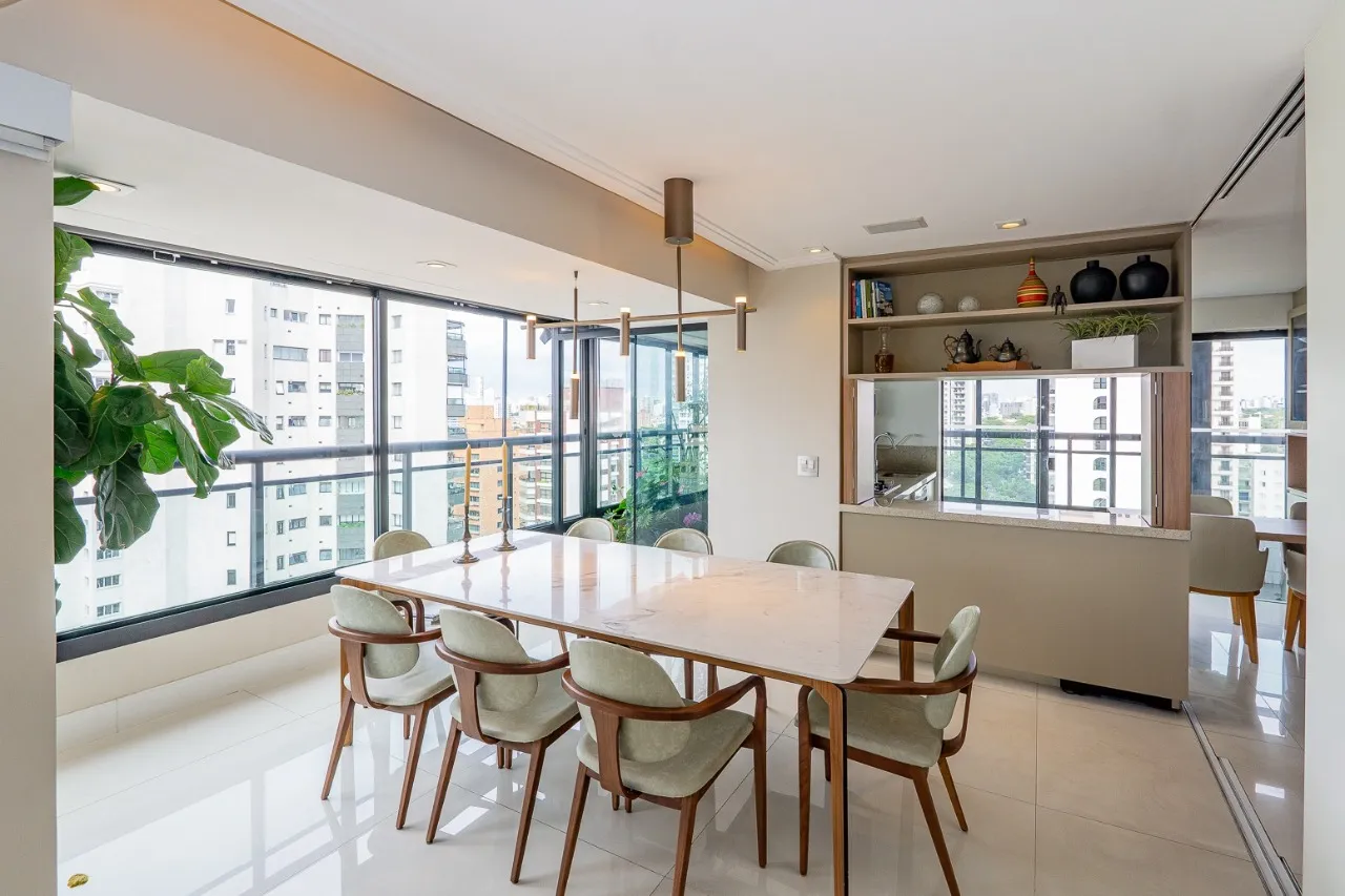 Cobertura linda para venda em Moema. – 18152