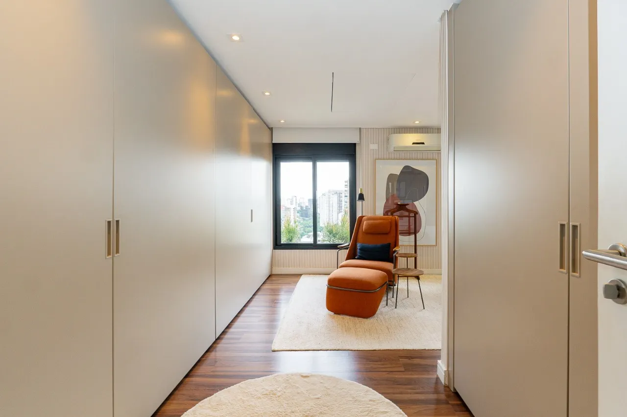 Cobertura linda para venda em Moema. – 18152