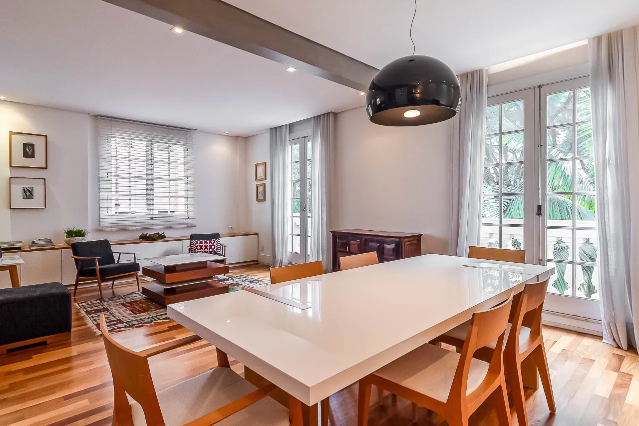 Apartamento reformado, com bastante iluminação natural, em um Lindenberg no miolo dos Jardins. – 18260 - IMG_7461-HDR