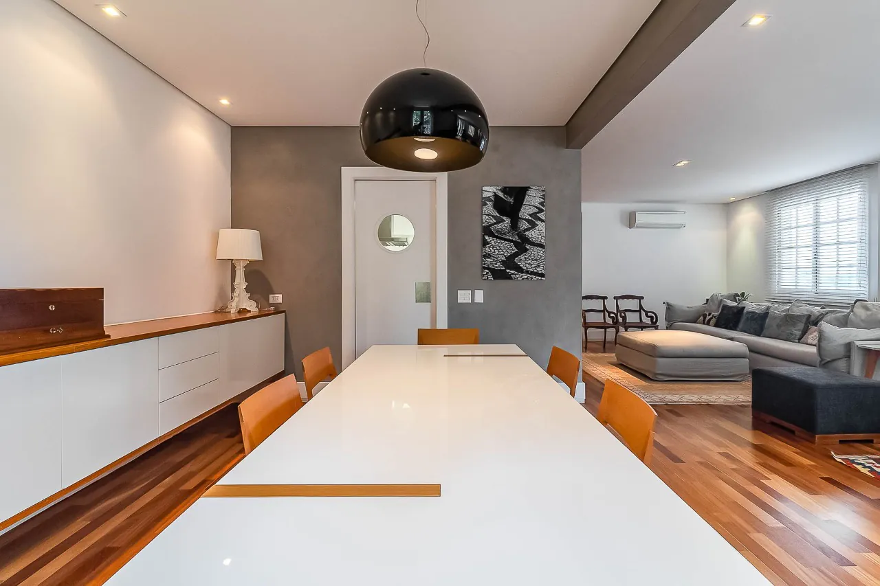 Apartamento reformado, com bastante iluminação natural, em um Lindenberg no miolo dos Jardins. – 18260 - IMG_7446-HDR