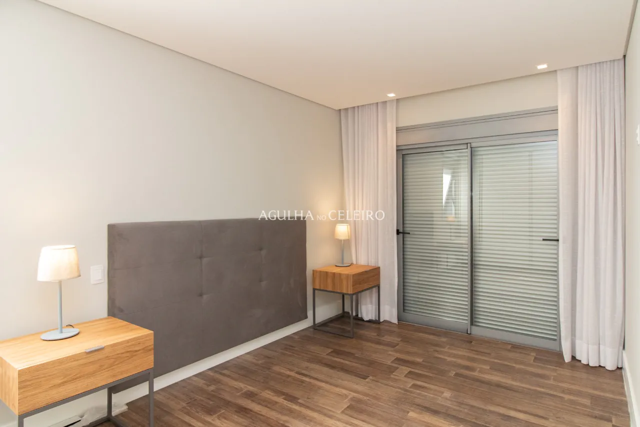 Apartamento à venda em Moema. – 8792