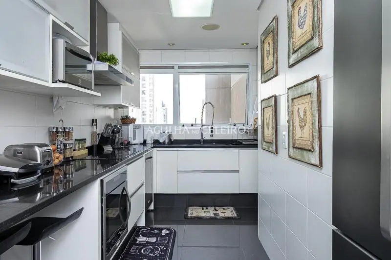 Venda/Campo Belo: colírio do bairro com vista eterna! – AP6236