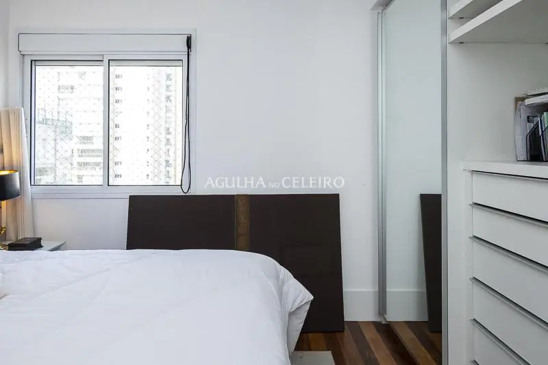 Venda/Campo Belo: colírio do bairro com vista eterna! – AP6236